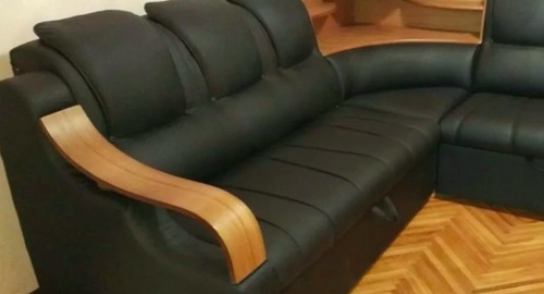Перетяжка кожаного дивана. Варшавская